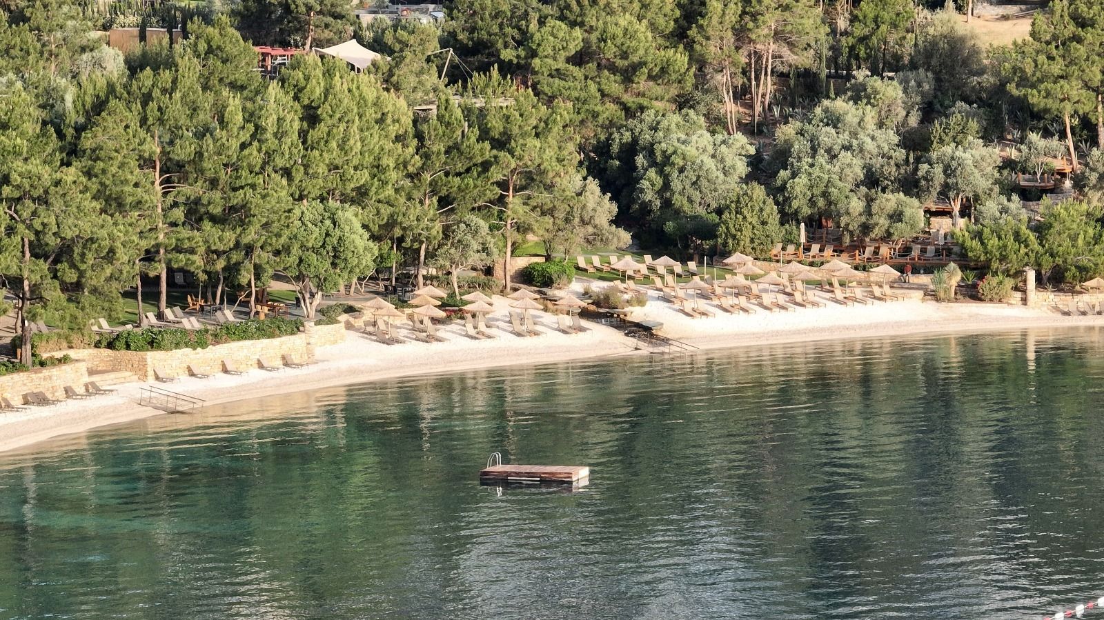 Mesa Bodrum Demirbükü lüks konut projesi havadan görünüm - 48 villa 196 rezidans Bodrum premium yaşam alanı